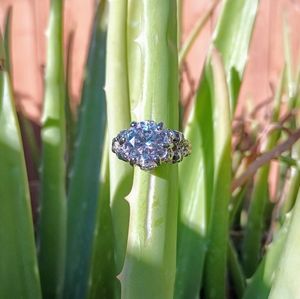 Size 7 women's ring